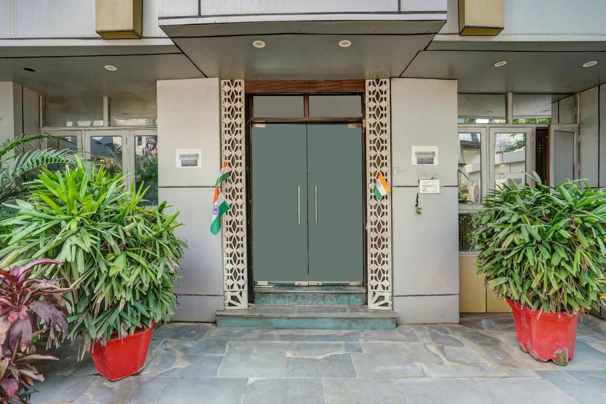 Super Hotel O Sgpgi Bijnaur Экстерьер фото